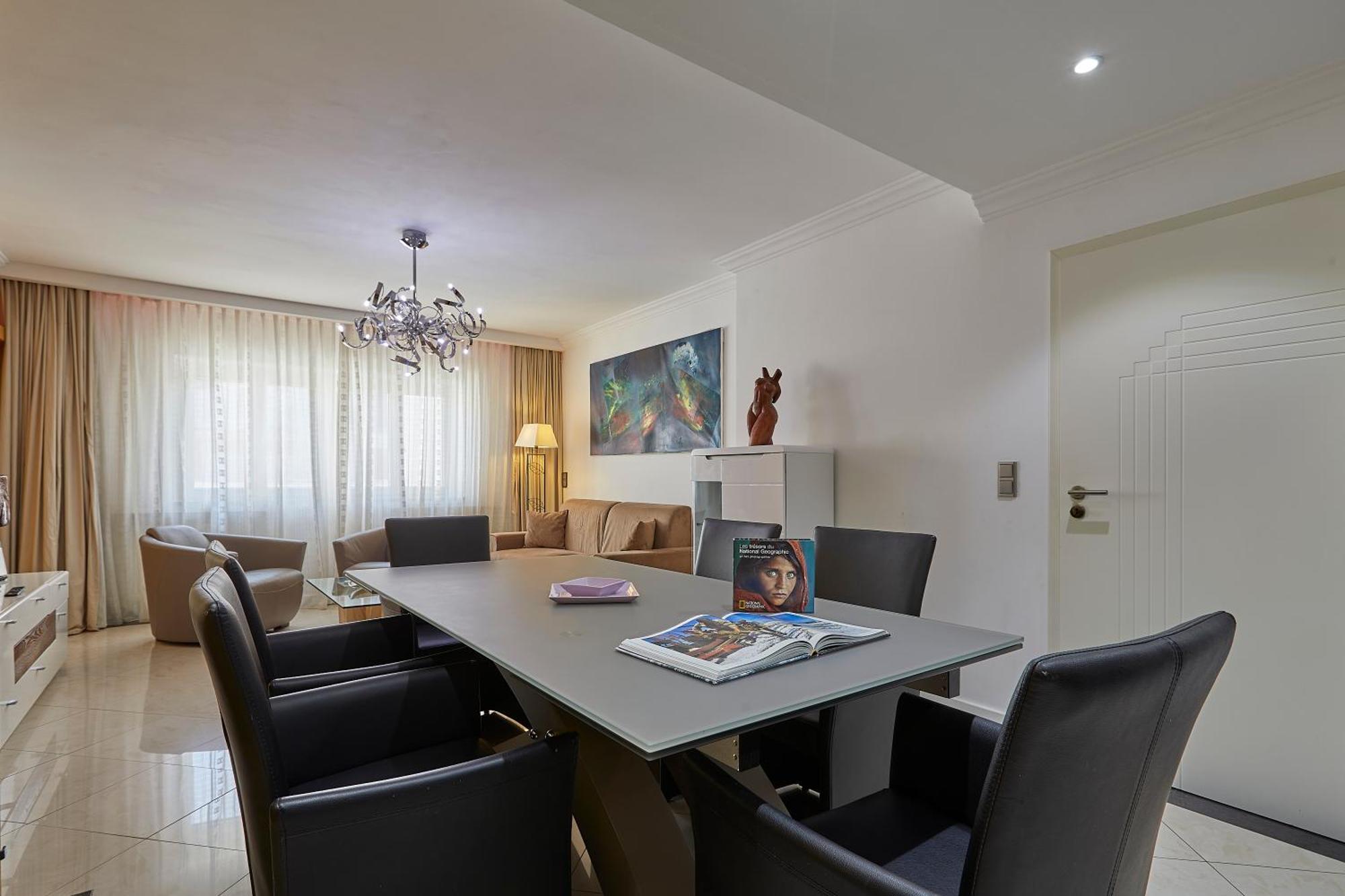 The Queen Luxury Apartments - Villa Cortina ลักเซมเบิร์ก ภายนอก รูปภาพ
