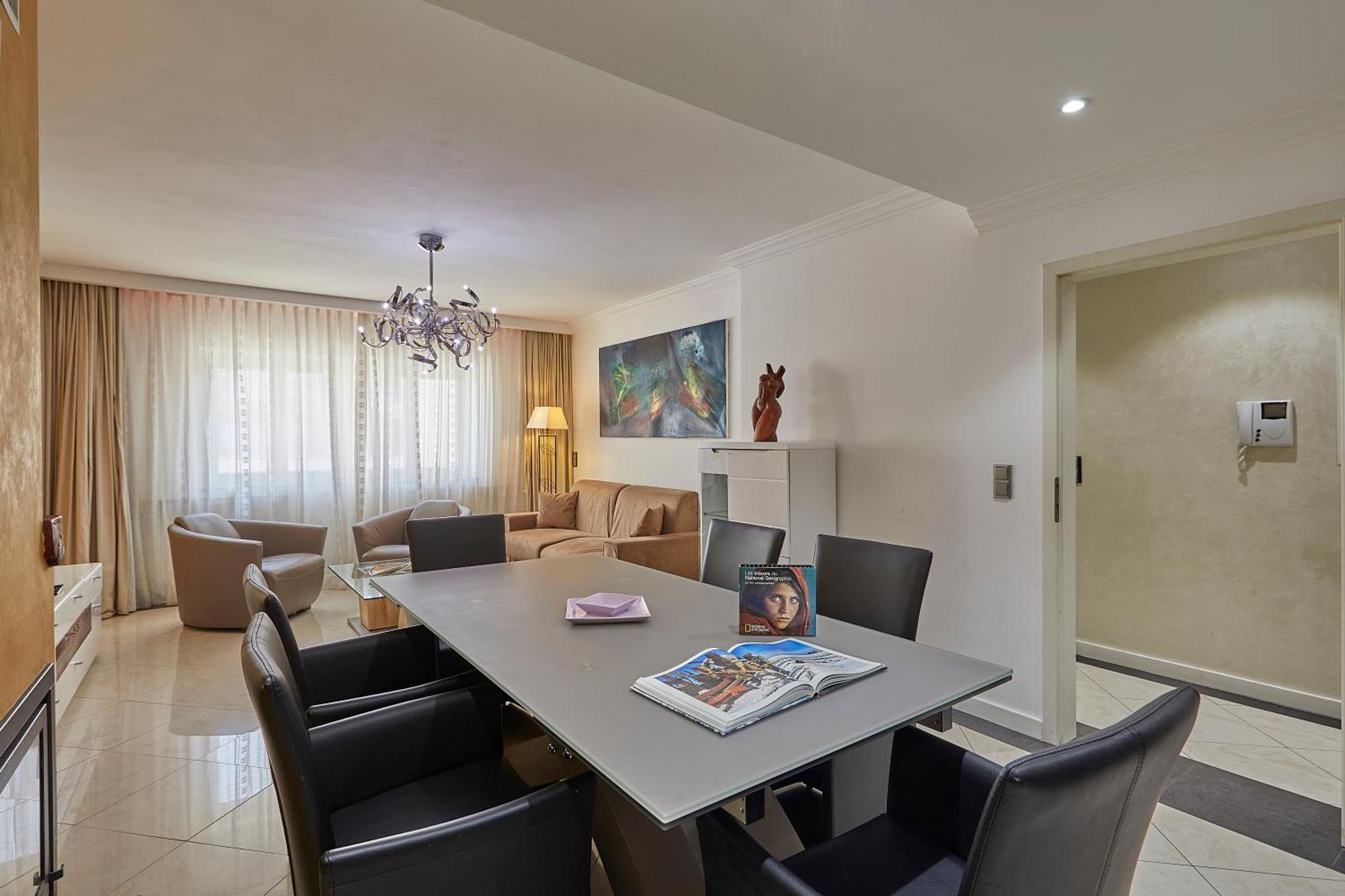 The Queen Luxury Apartments - Villa Cortina ลักเซมเบิร์ก ภายนอก รูปภาพ